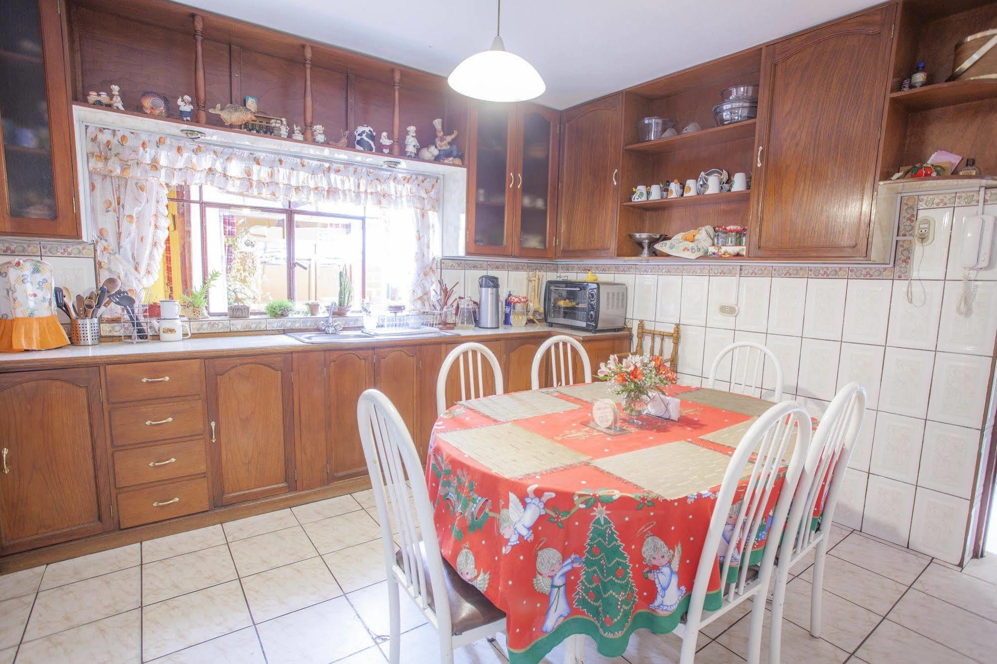 Alojamiento Soledad Huaraz  Exteriör bild