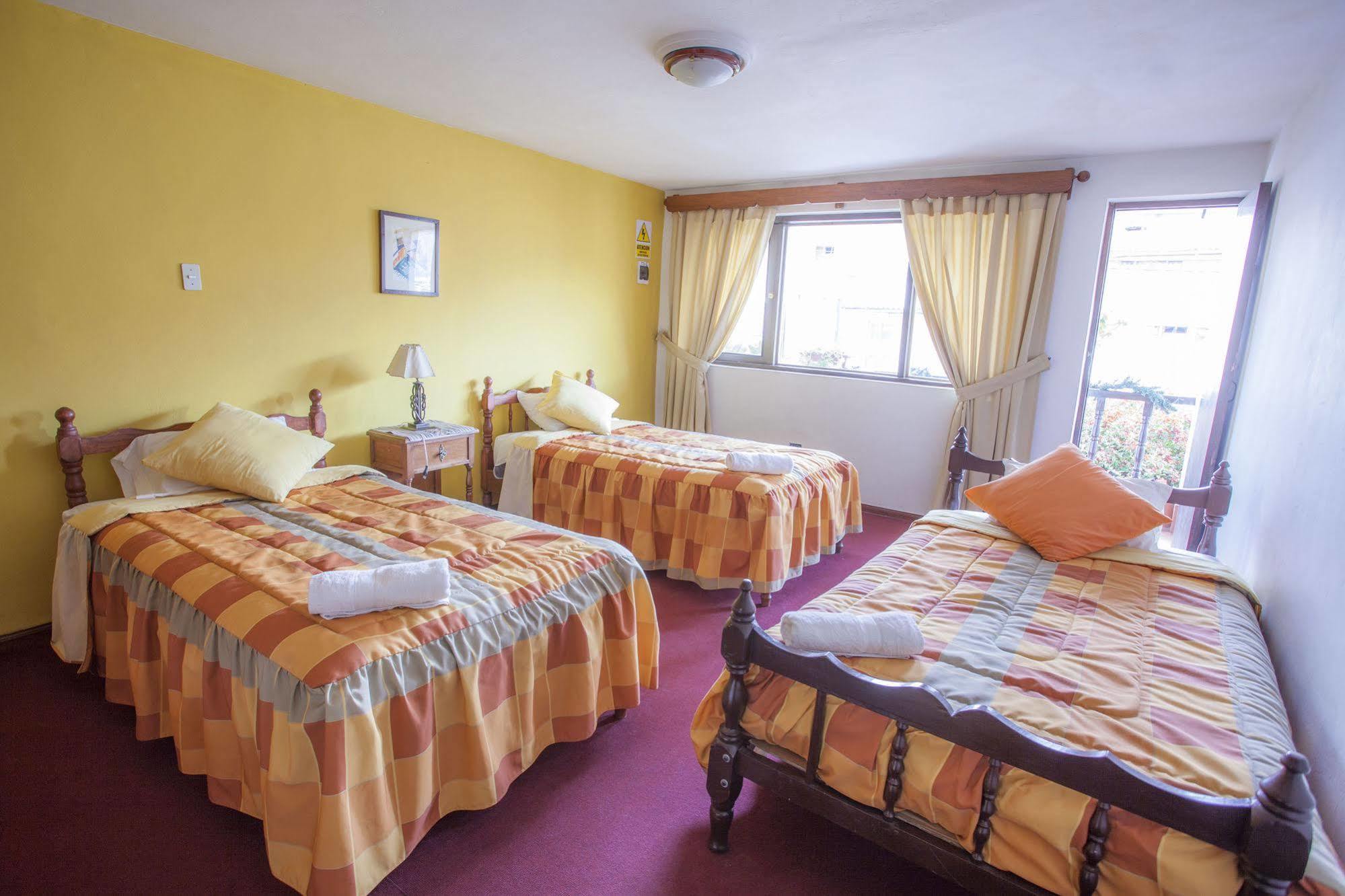 Alojamiento Soledad Huaraz  Exteriör bild